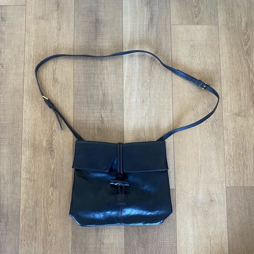 Women’s Dooney & Bourke Florentine Medium Toggle Crossbody Bag Black Leather